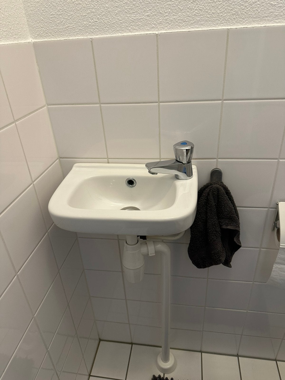 WC fontein incl. kraan en sifon, Ophalen, Minder dan 50 cm, Gebruikt, Minder dan 100 cm
