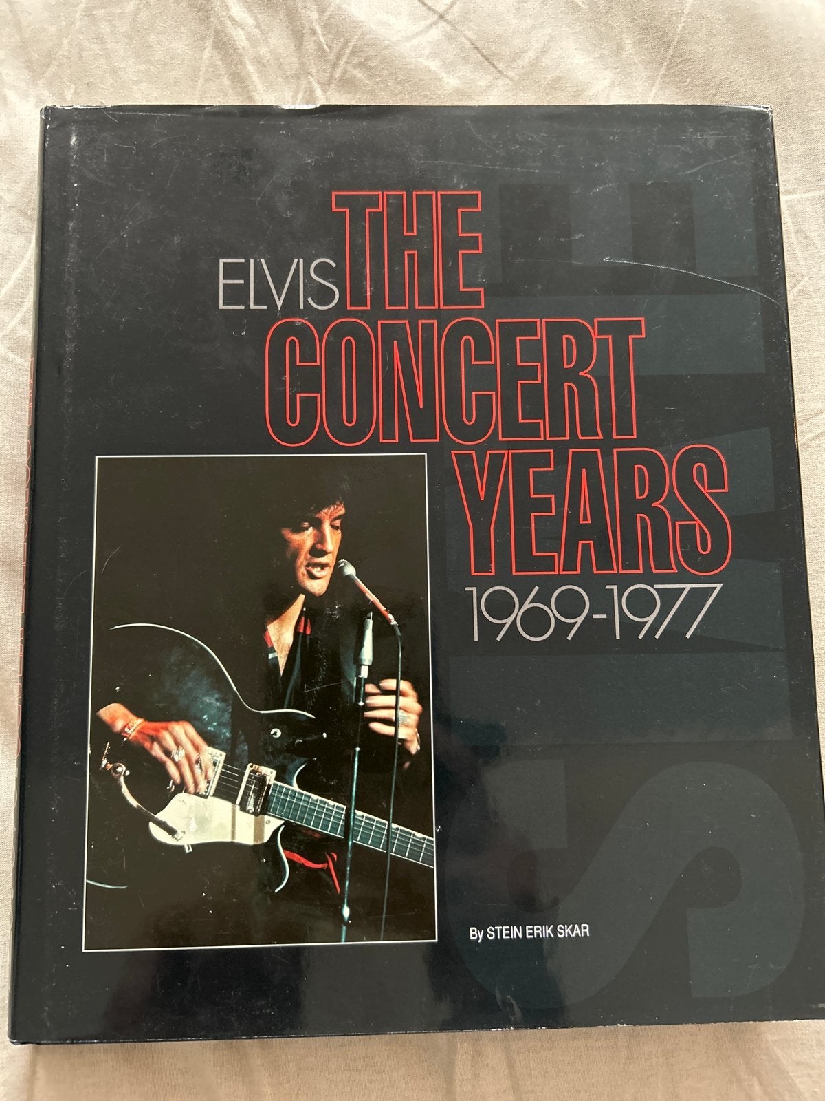 Elvis The Concert Years 1969-1977 - Boek, Ophalen of Verzenden, Zo goed als nieuw, Artiest