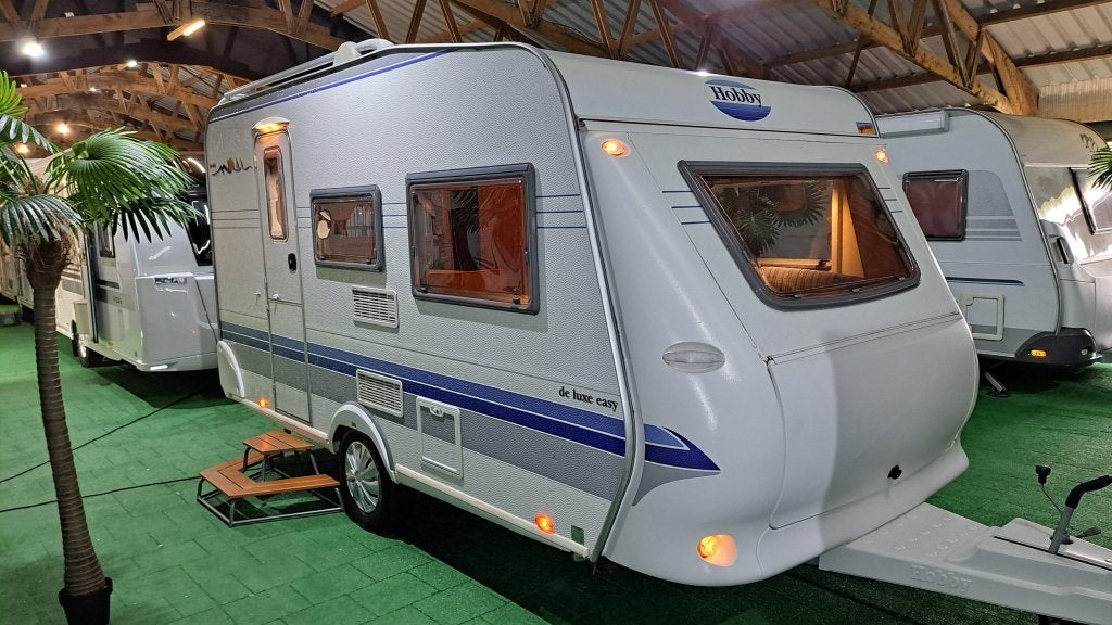 Hobby De luxe Easy 400 KB Voortent/Stapelbed, Dwarsbed, Hobby, Kachel, Harald-Striewski-Straße 15, 24787 Fockbek, Duitsland