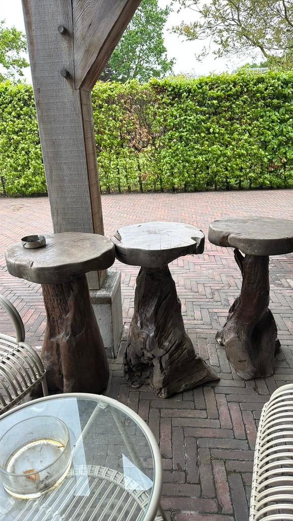 Houten krukken, Ophalen of Verzenden, Zo goed als nieuw, Hout, 2 zitplaatsen