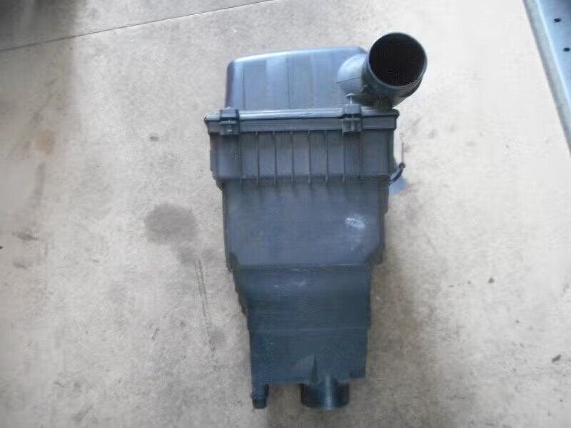 LUCHTFILTER Peugeot 206 CC (2D) (01-2000/12-2007), Kontakt-peugeot@peugeot.com, Gebruikt, Ophalen of Verzenden, Bahnhofsplatz 65423 Rüsselsheim, DE