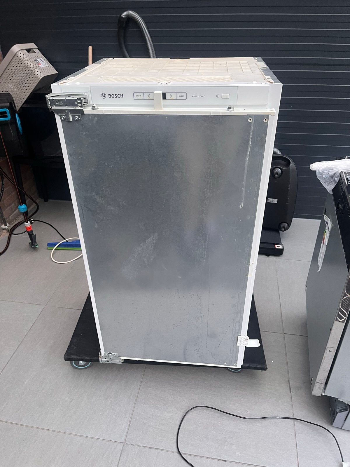 Bosch inbouw vriezer met 4 lades, 85 tot 120 cm, Gebruikt, 100 tot 150 liter, Met aparte vriezer