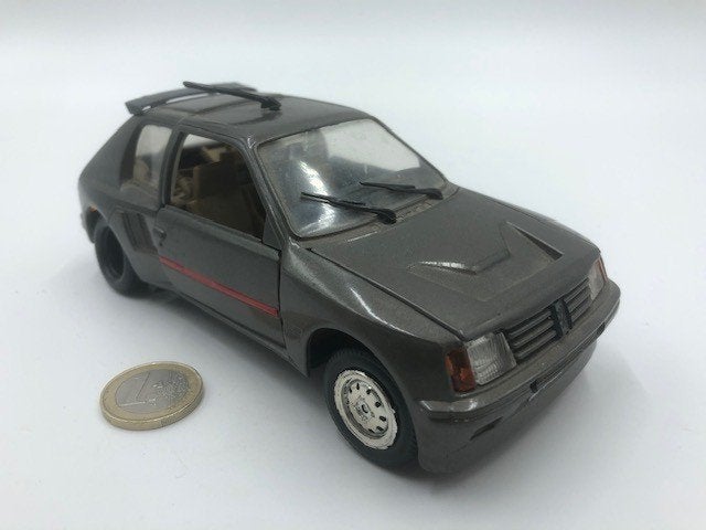 Peugeot 205 Turbo 16, CBCar, Hobby en Vrije tijd, Modelauto's | 1:24, Gebruikt, Auto, Overige merken, Ophalen of Verzenden