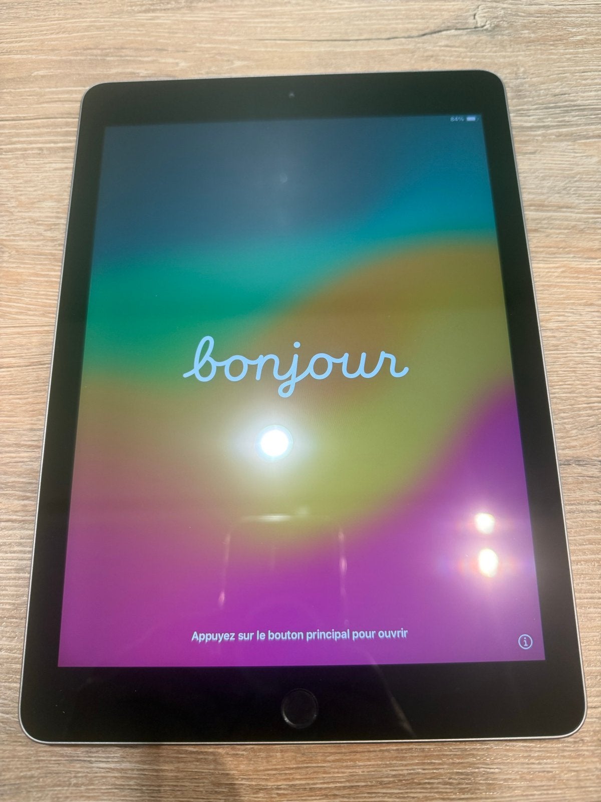 Apple iPad (6e generatie) 32GB Wi-Fi - Zo goed als nieuw, Computers en Software, 32 GB, Apple iPad, Zo goed als nieuw, Grijs