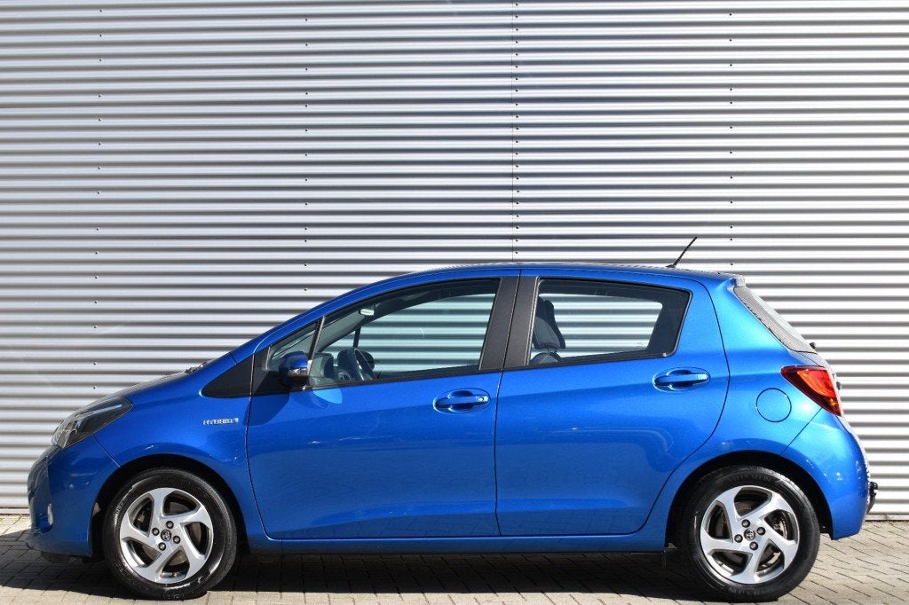 Toyota YARIS 1.5 HYBRID LEASE / GESCH. ECC / P.CAM. / AFN. F, 1497 cc, Gebruikt, 4 cilinders, Start-stop-systeem