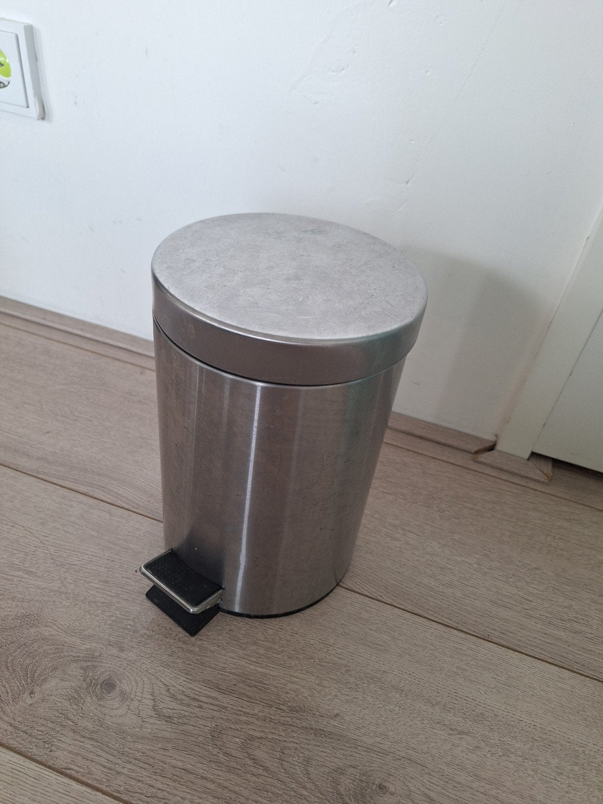 Prullenbak klein, Minder dan 10 liter, Ophalen, Zo goed als nieuw