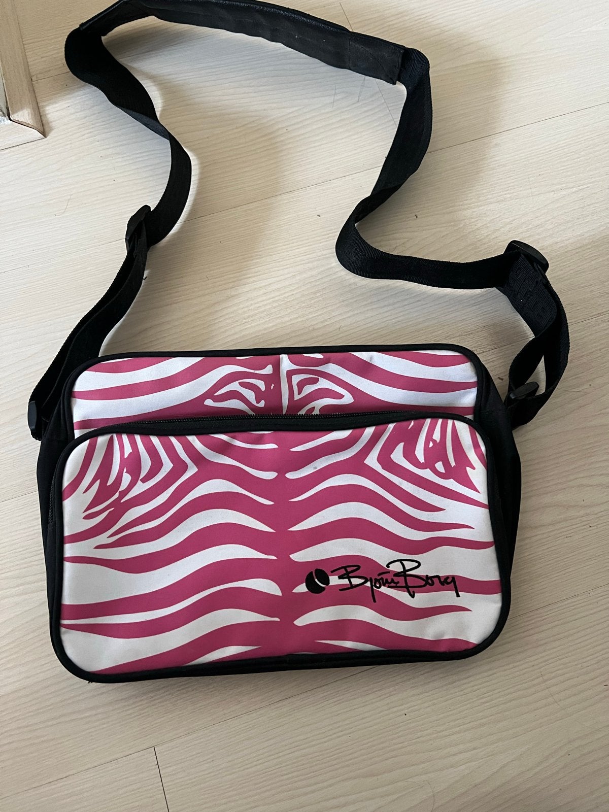 Björn Borg Schoudertas - Roze Zebraprint, Ophalen of Verzenden, Zo goed als nieuw, Roze, Björn Borg