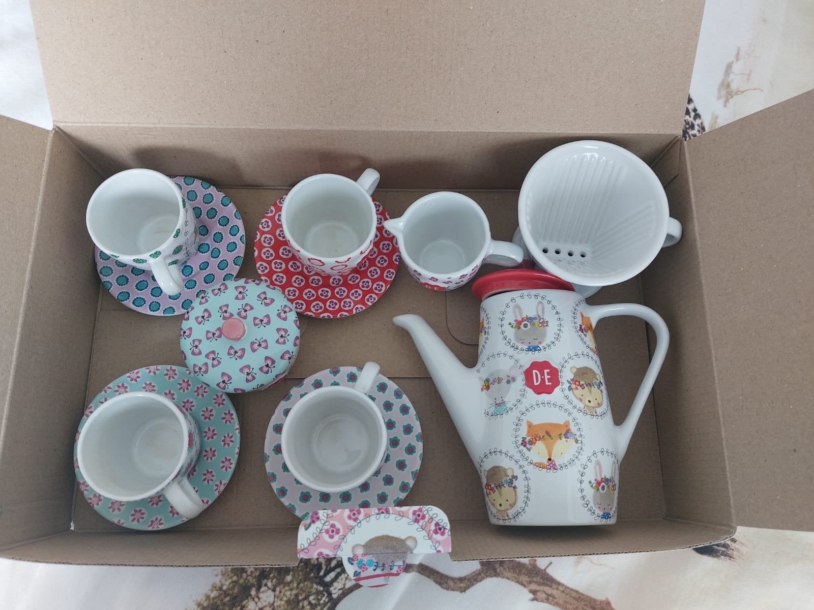 Douwe Egberts Echt Servies Kinderspeelset - 12-delig, Ophalen, Zo goed als nieuw, Jongen of Meisje