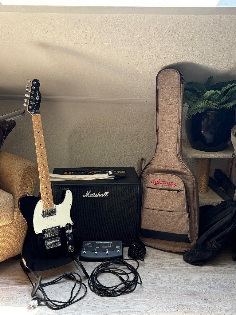 Elektrische gitaar set telecaster squier fender, Ophalen, Fender, Gebruikt, Met versterker