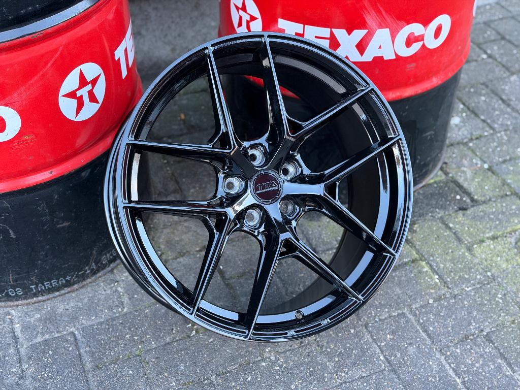 19 inch TTA T5 NIGHTEDITION Sportvelgen AUDI VOLKSWAGEN SEAT, Auto-onderdelen, Banden en Velgen, 19 inch, 2525LV, Velg(en), Nieuw