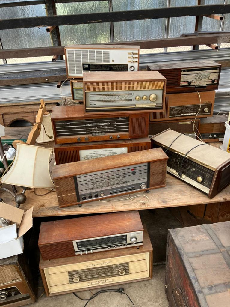 Diverse verzameling vintage radio's en gereedschap, Audio, Tv en Foto, Radio's, Ophalen