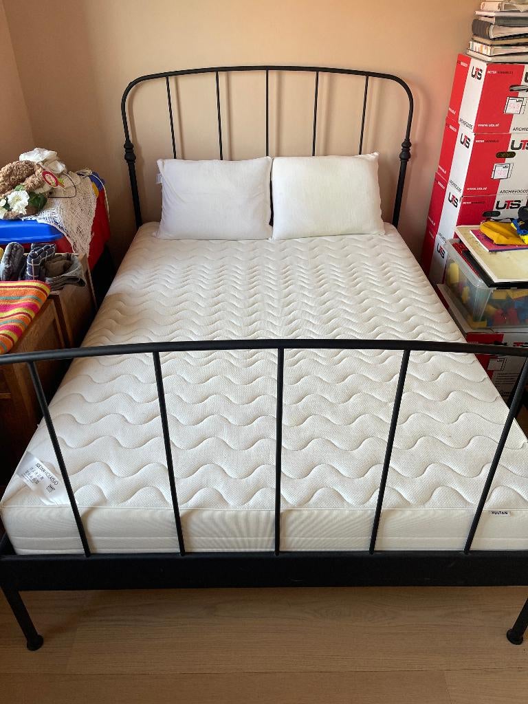 2-persoons bed, Huis en Inrichting, Slaapkamer | Bedden, Ophalen, Gebruikt, Zwart, Tweepersoons