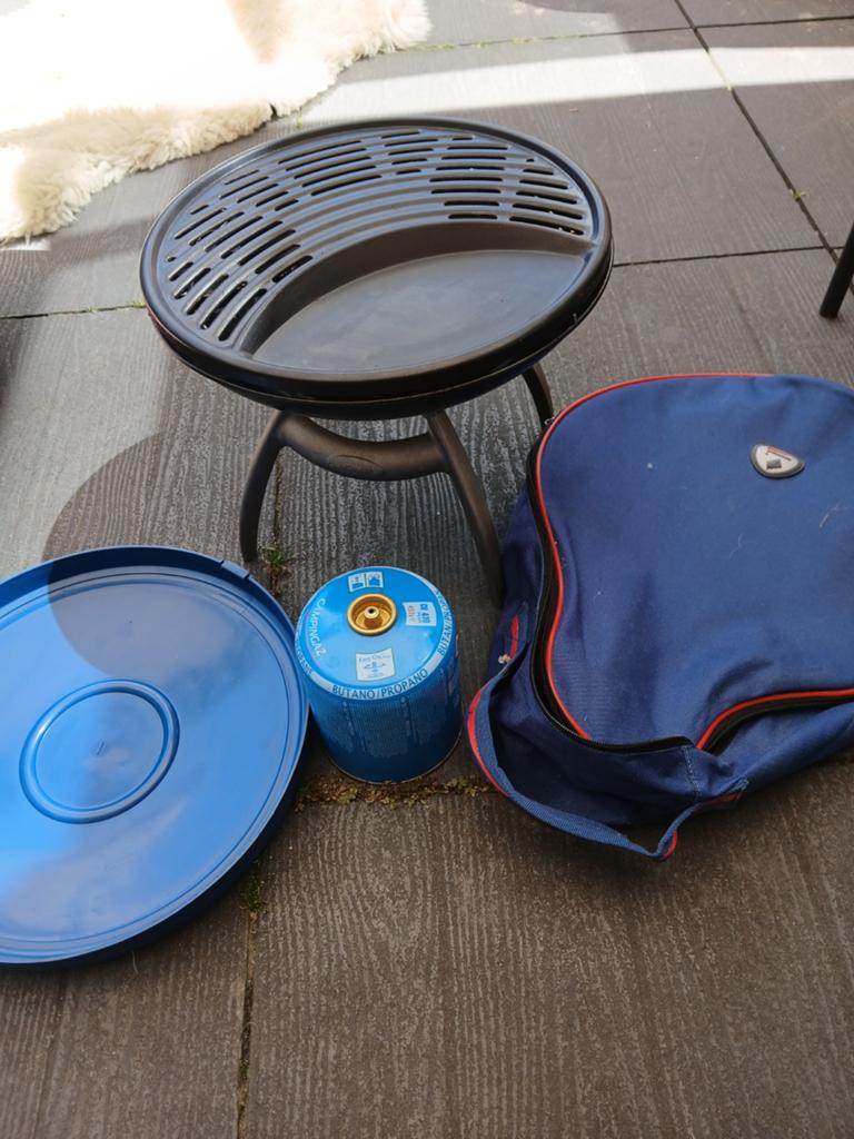 Campingaz Party Grill met gasfles en draagtas, Caravans en Kamperen, Kampeeraccessoires, Ophalen of Verzenden, Gebruikt