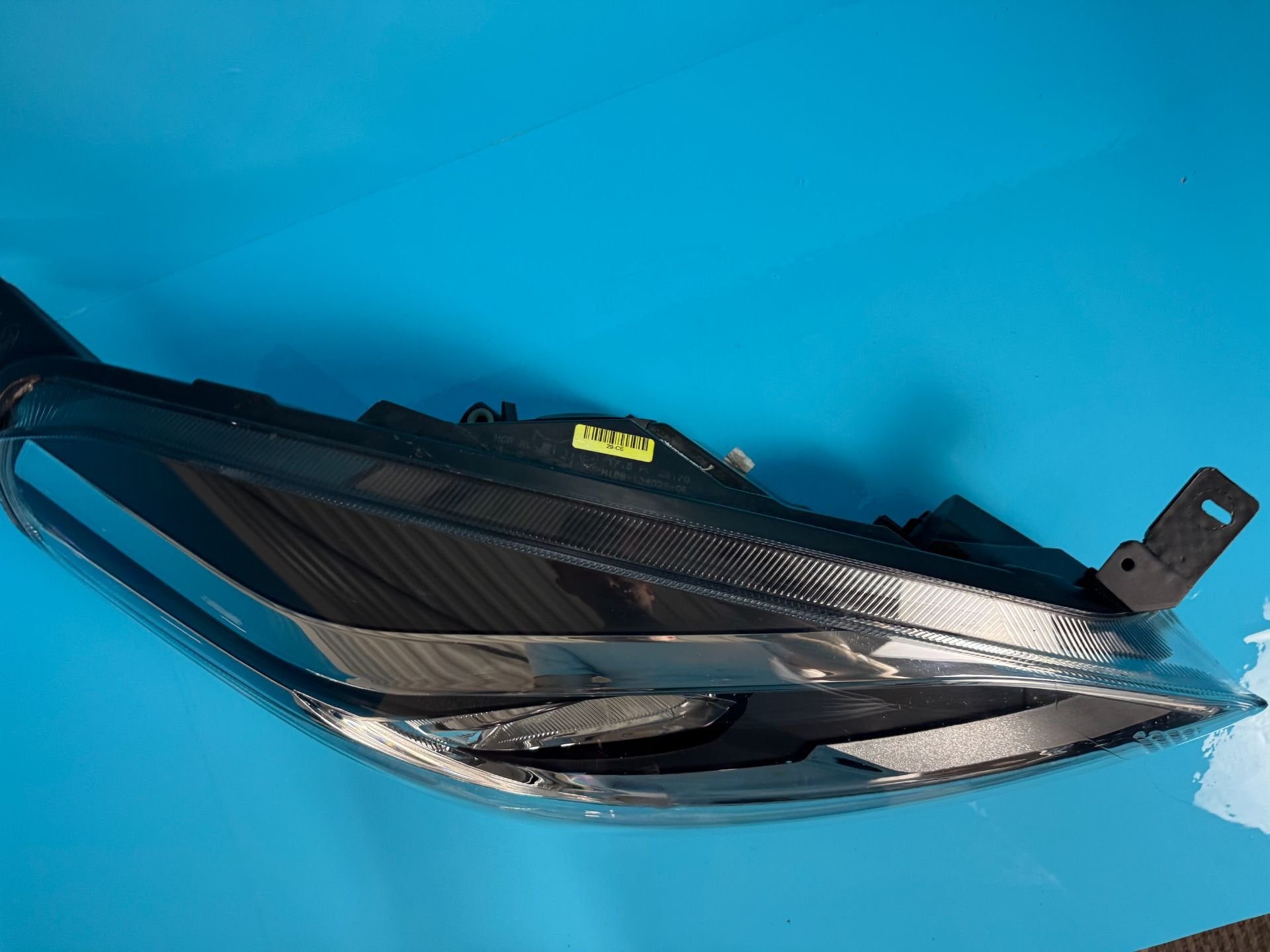 ford fiesta mk8 koplamp rechts H1BB13N029CE, Auto-onderdelen, Gebruikt, Info@ford.com, Ophalen of Verzenden, Ford