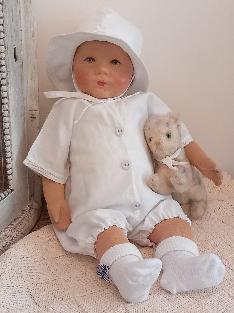 Vintag poppen kleertjes  met hoedje La Petite Couronne., Ophalen of Verzenden, Zo goed als nieuw, Kleertjes