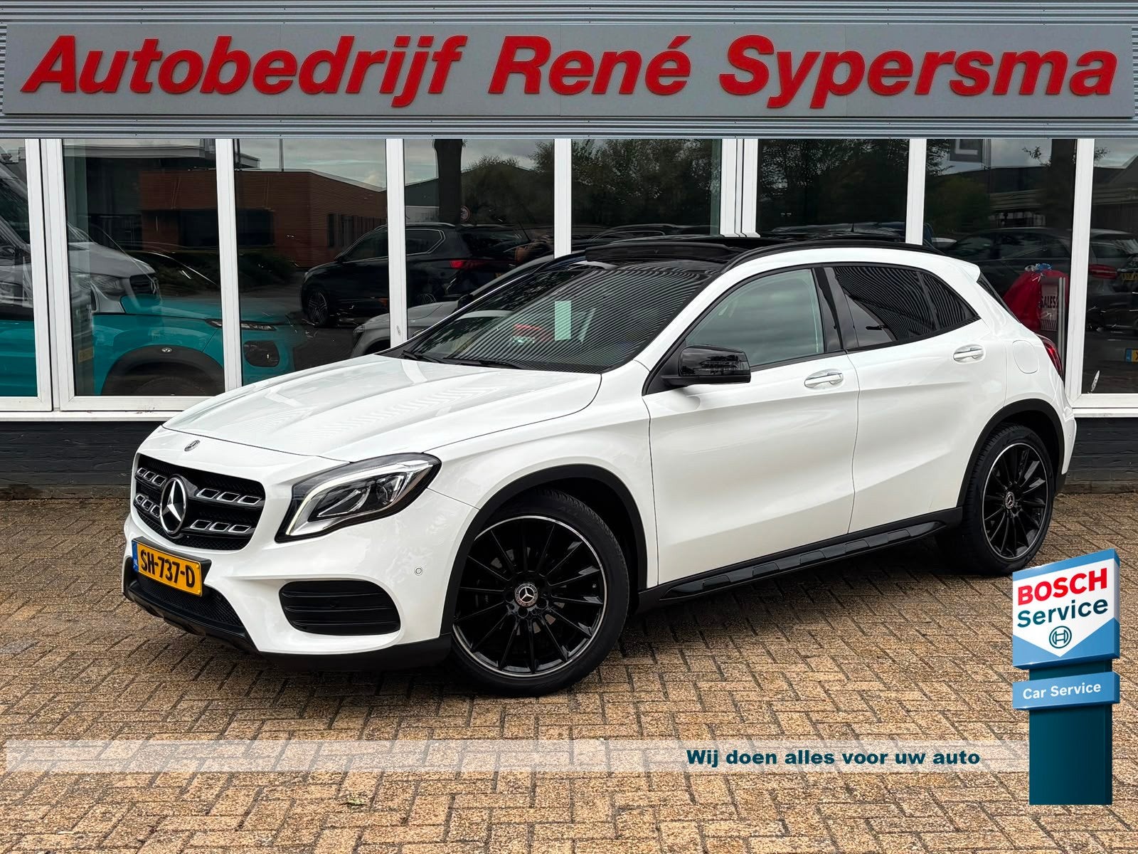 Mercedes-Benz GLA 180 Premium | AMG Pakket | Night Pakket |, Dealer onderhouden, Gebruikt, 4 cilinders, 715 kg