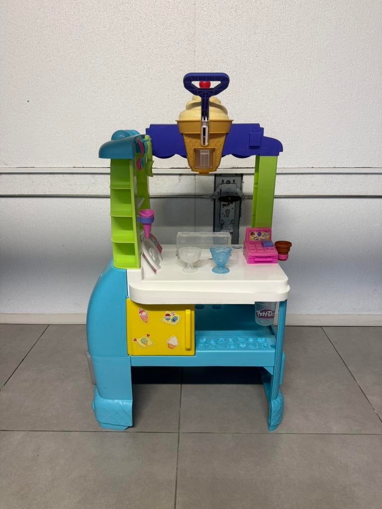 Play-Doh Kitchen Creations ultieme ijscowagen, Ophalen of Verzenden, Zo goed als nieuw