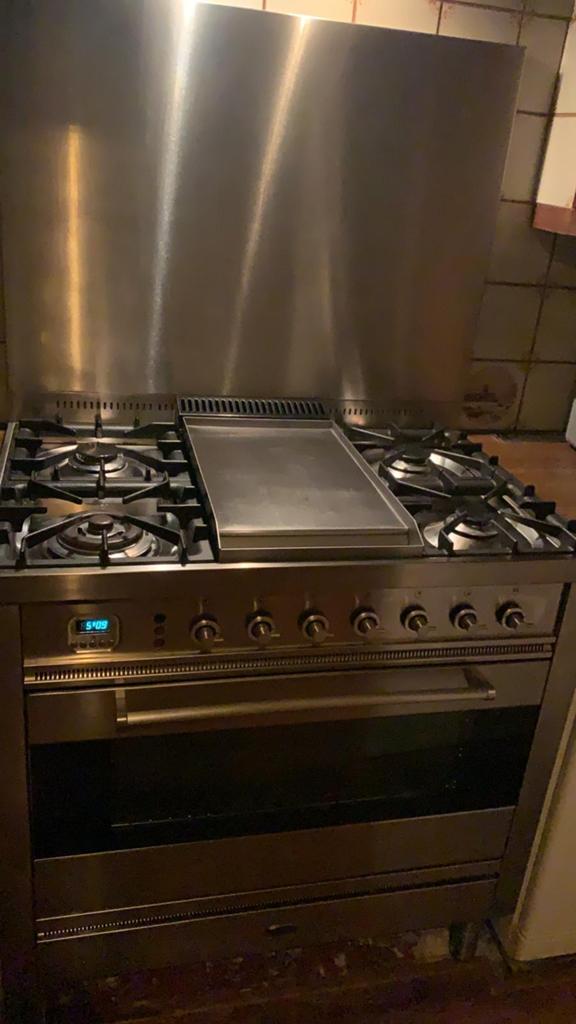 Boretti gasfornuis met oven, bakplaat, achterwand en afzuigk, Ophalen, Gebruikt, 60 cm of meer, Grill