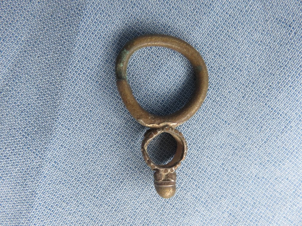 Byzantijnse rijk - oorhanger in brons - ca. 1000 jaar oud, Sieraden, Tassen en Uiterlijk, Ophalen of Verzenden, Brons, Oorbellen