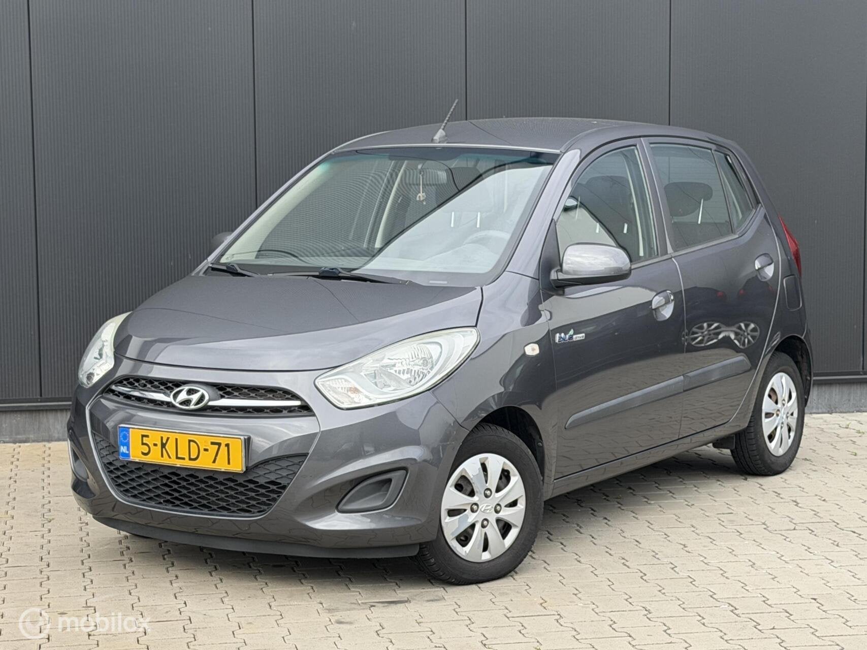 Hyundai i10 1.0 i-Drive Cool | AIRCO | RADIO CD/USB |, Auto's, Voorwielaandrijving, Euro 5, Stof, 400 kg