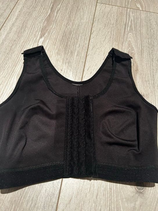 Postoperatieve bh met voorsluiting - Maat S (nieuwstaat), Kleding | Dames, Ondergoed en Lingerie, BH, Zwart, Ophalen of Verzenden