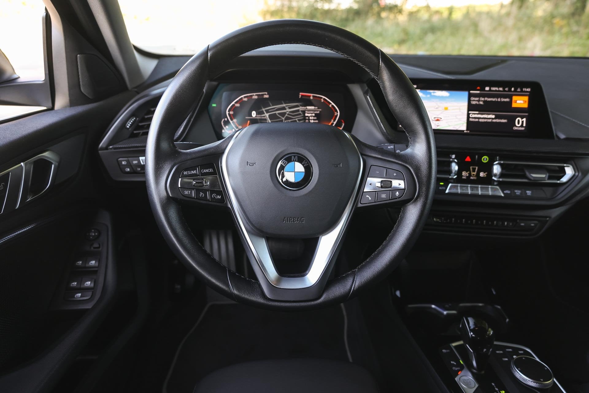 BMW 1 Serie 118i Executive Sport Line Automaat / Sportstoele, 12 maanden, 136 pk, Gebruikt, Zwart