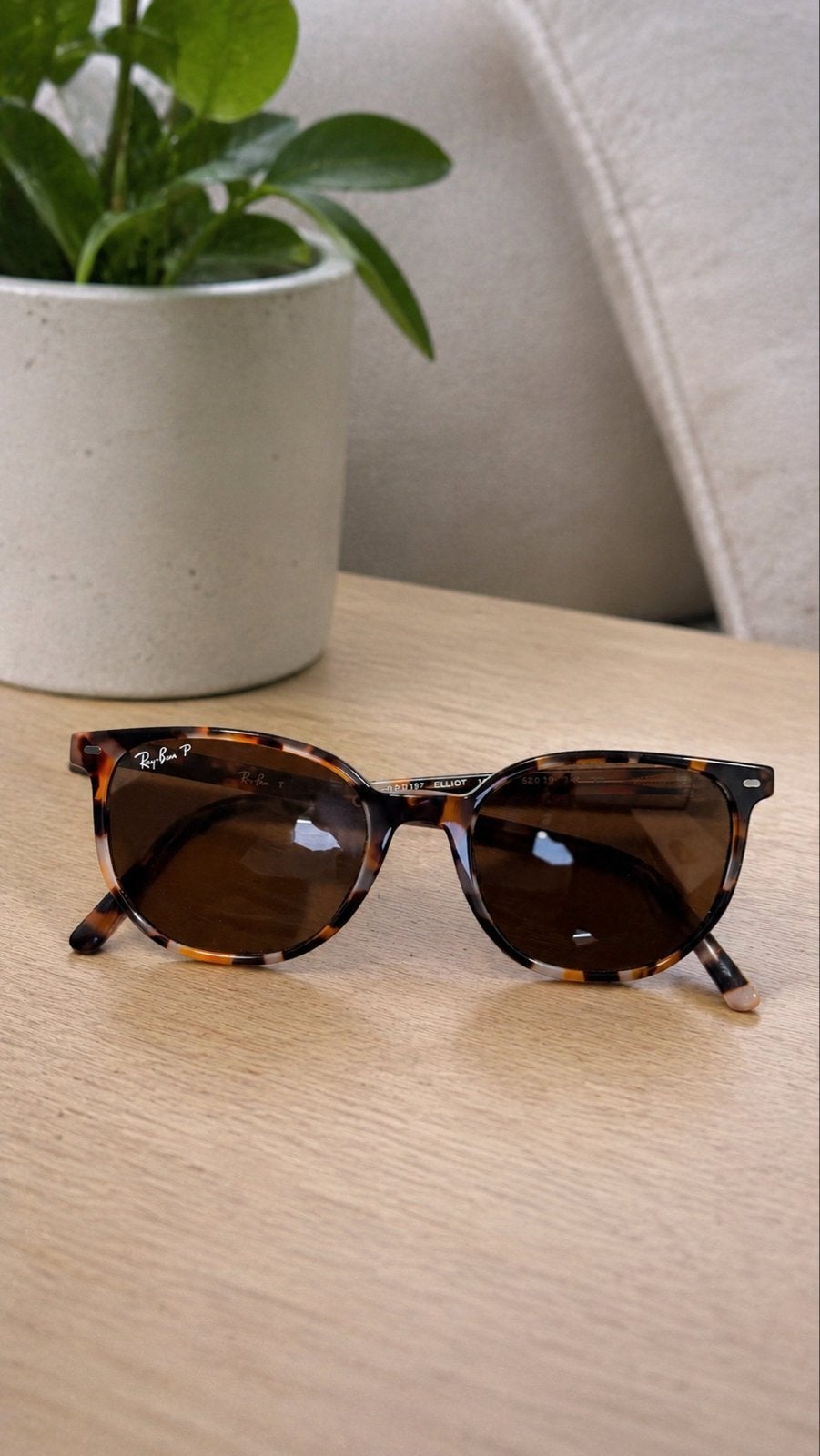 Ray-Ban RB2197 Elliot Zonnebril – Tortoiseshell, Zonnebril, Bruin, Ophalen of Verzenden, Zo goed als nieuw