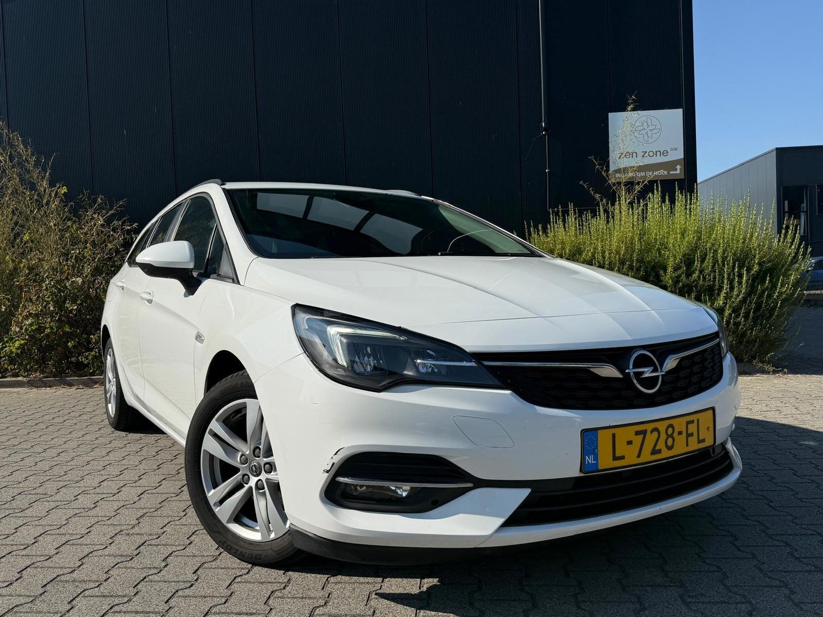Opel Astra Sports Tourer 1.2 Business Edition, Voorwielaandrijving, Gebruikt, Euro 6, 1199 cc