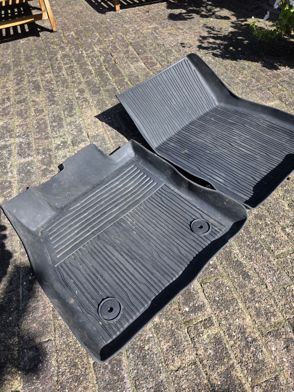 Ford Fiesta rubber voorstoelmatten met kofferbakmat, Ophalen, Zo goed als nieuw