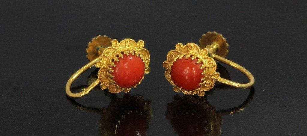 Bloedkoraal 14k gouden fraai set oorbellen dames vintage