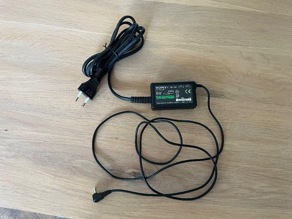 PSP Oplader, Ophalen of Verzenden, Gebruikt, Zwart, PSP