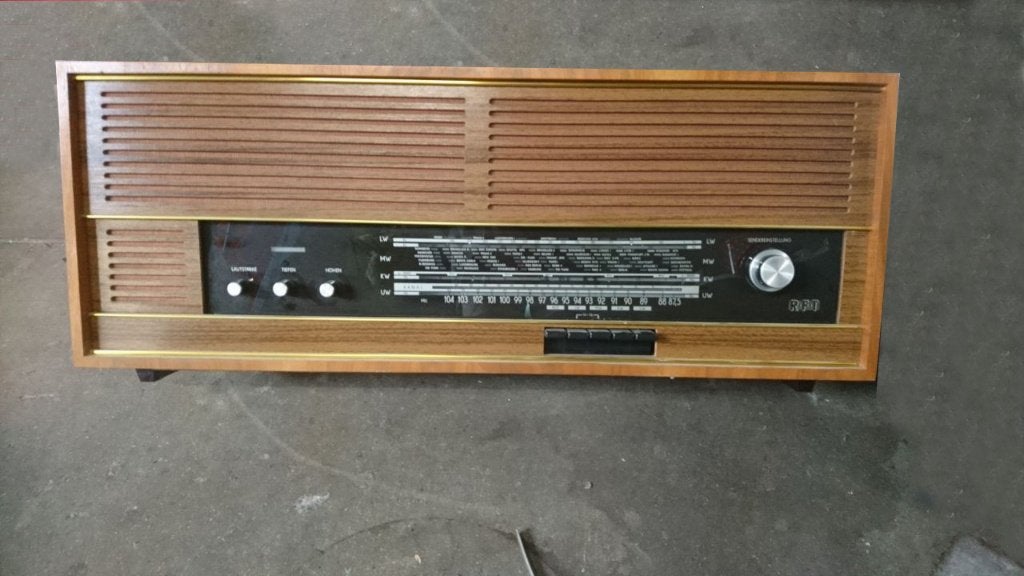 Vintage RFT Korvette 8411 buizenradio uit de jaren 60, Audio, Tv en Foto, Radio's, Ophalen, Gebruikt, Radio