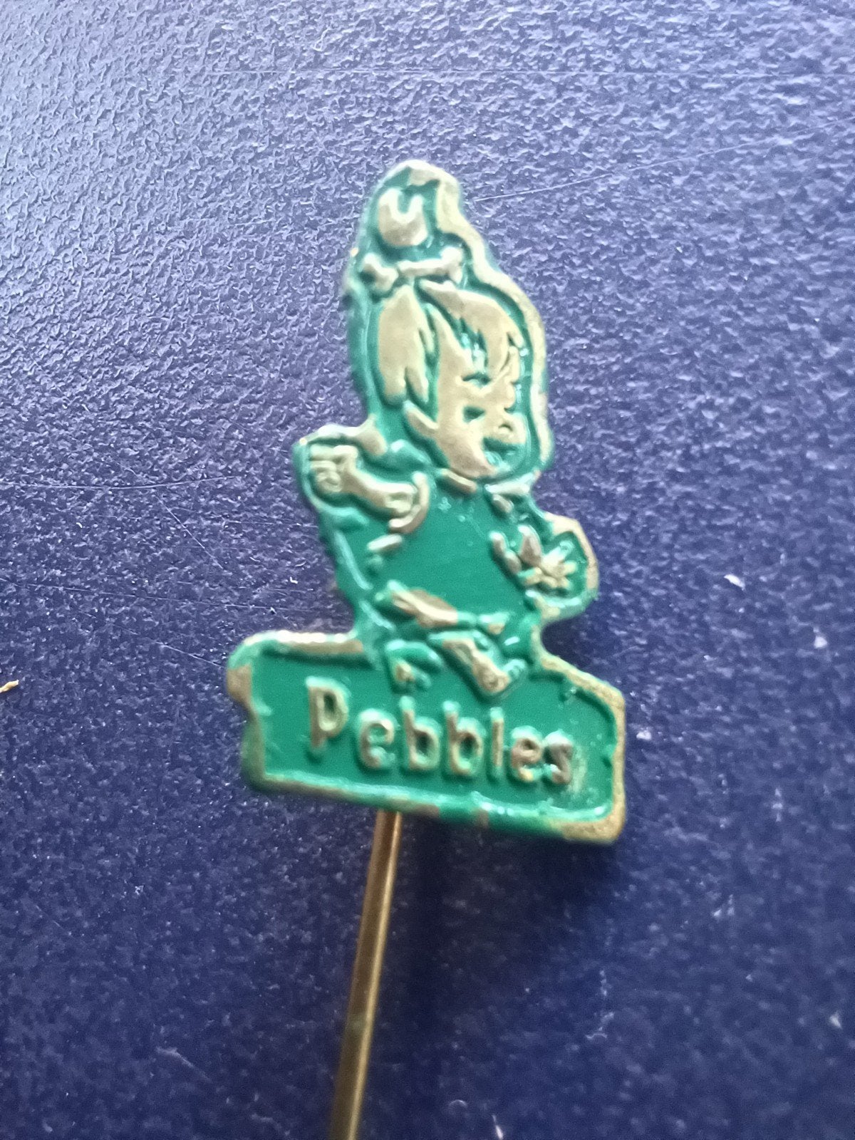 Speldje Pebbles (groen) Flintstones, Ophalen of Verzenden, Gebruikt, Overige onderwerpen, Speldje of Pin
