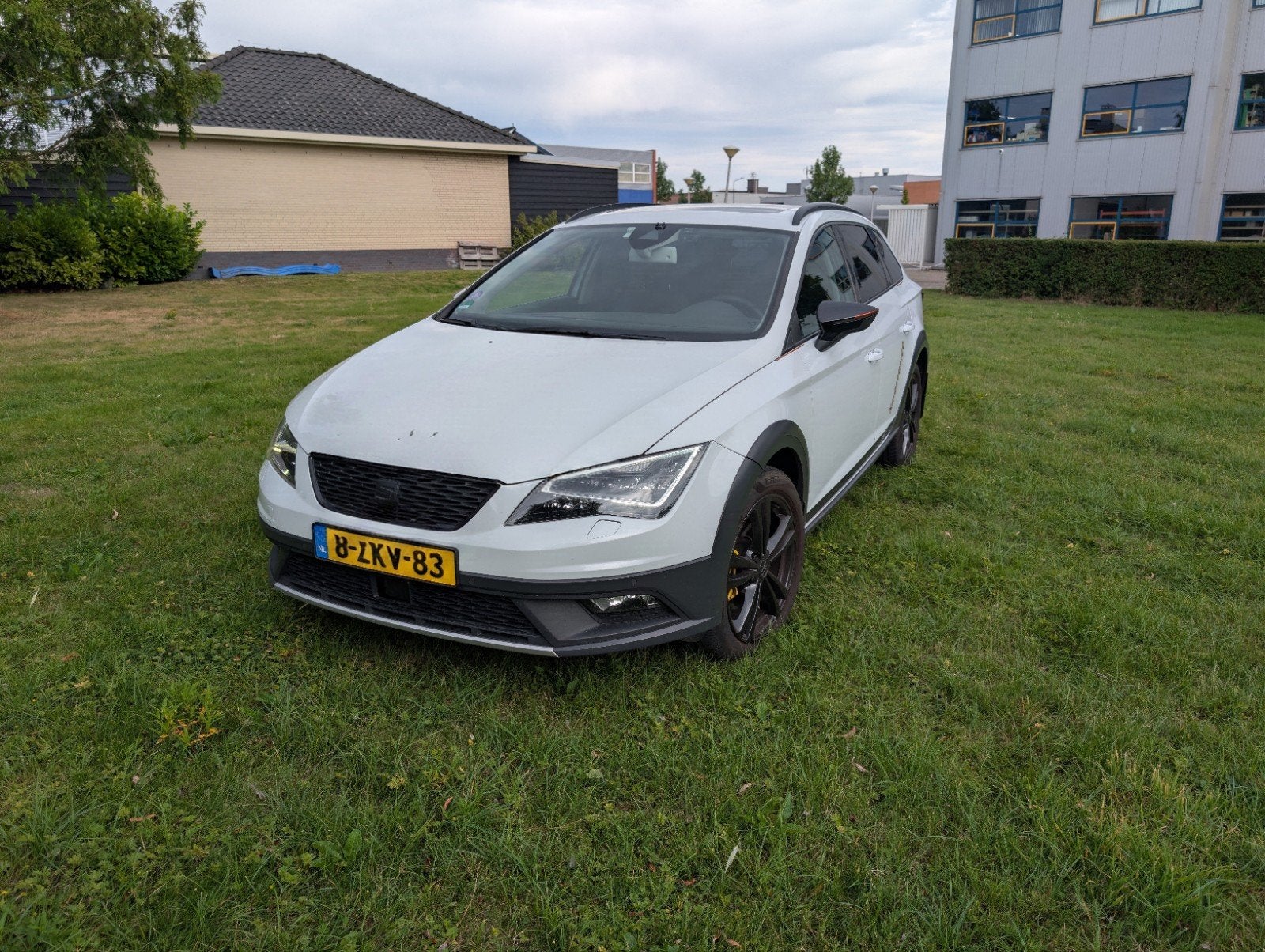 Seat Leon 1.8 TSI 260pk X-perience 4WD DSG 2015 Wit, Auto's, Automaat, 15 km/l, Euro 6, 4 cilinders