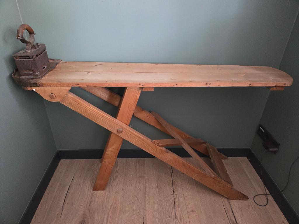 vintage strijkplant en strijkbout landelijk industrieel, Ophalen, Minder dan 50 cm, Gebruikt, 100 tot 150 cm