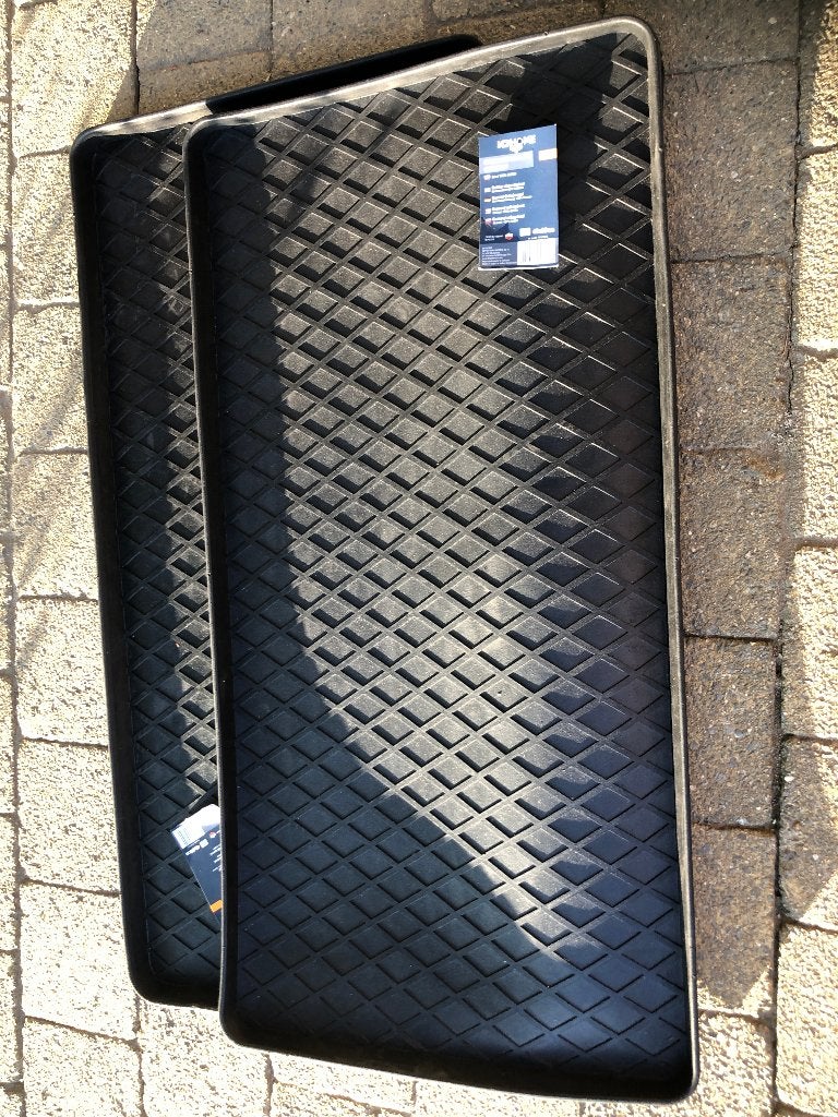 Nieuw !  2 rubberen lekbakken / schoenenmatten (40x80 cm), Ophalen of Verzenden, Nieuw