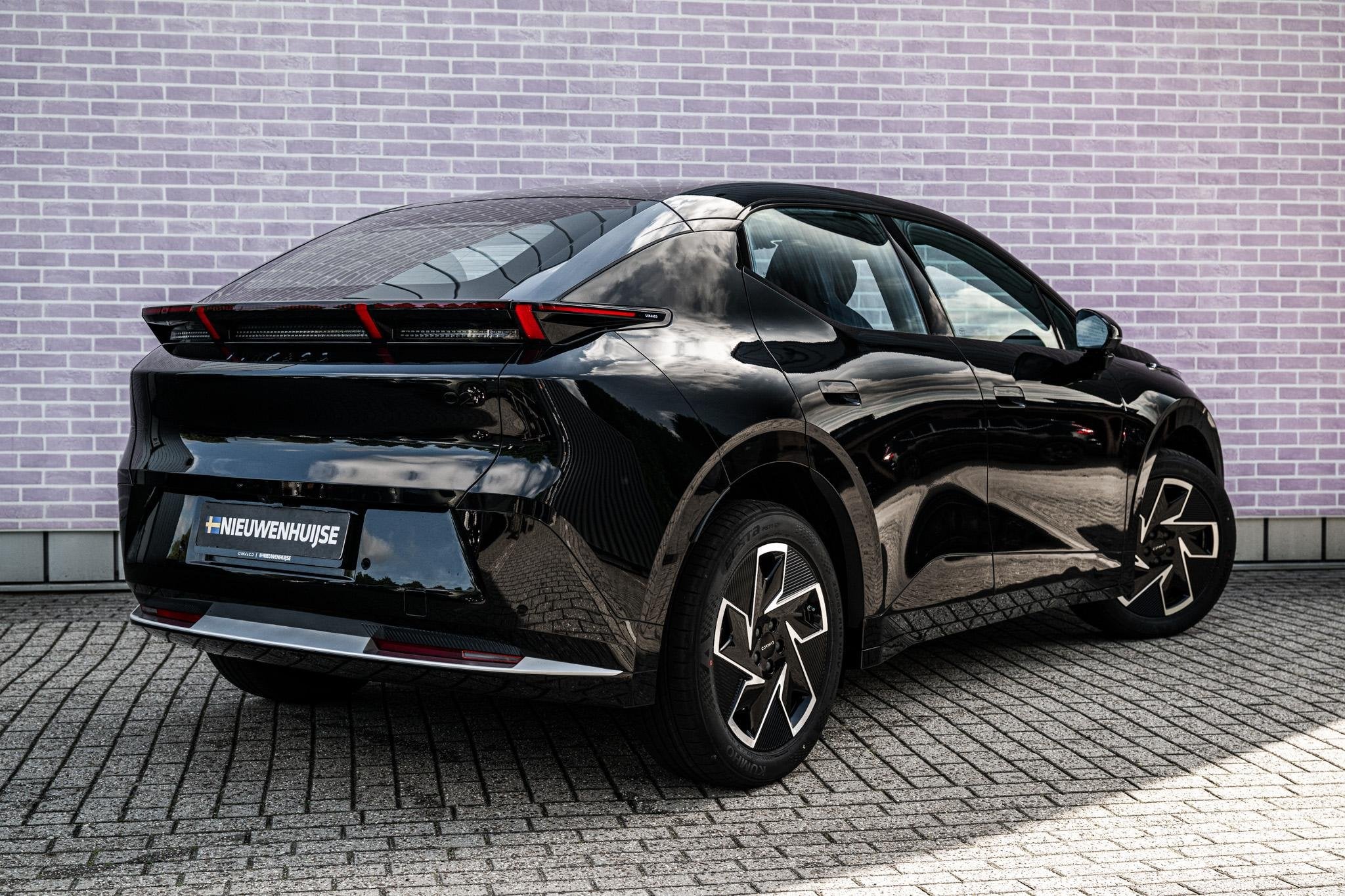 Lynk & Co 02 Business Edition 66 kWh | Apple Carplay/Android, Auto's, Automaat, Dealer onderhouden, Achterwielaandrijving, Automatische klimaatregeling