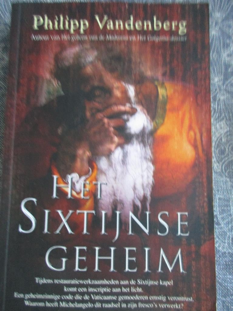 Het sixtijnse geheim - Philipp Vandenberg, Ophalen of Verzenden, Zo goed als nieuw