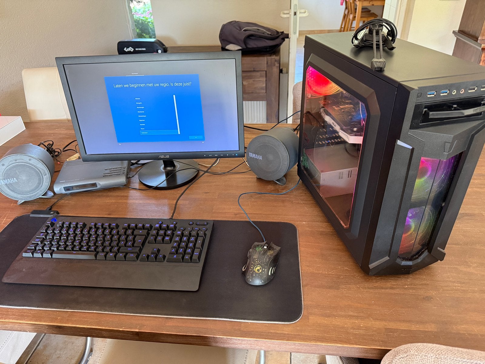 MOET WEG - Oude gaming computer (hele setup), 8 GB, Zo goed als nieuw, Dell, Gaming