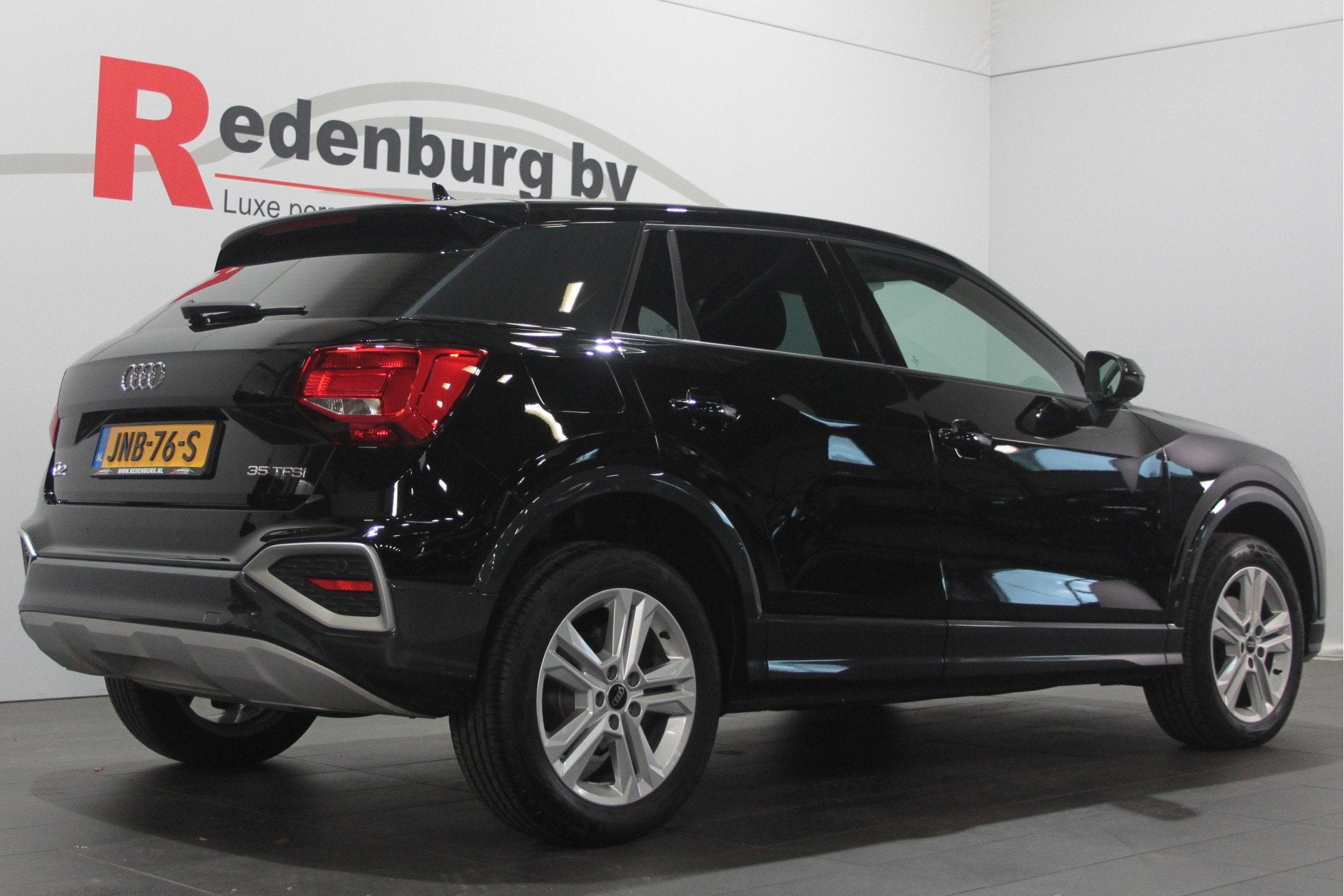 Audi Q2 35 TFSI Advanced edition - Bluetooth / Stoelverw / P, Auto's, Audi, 4 cilinders, 150 pk, Zwart, Bedrijf
