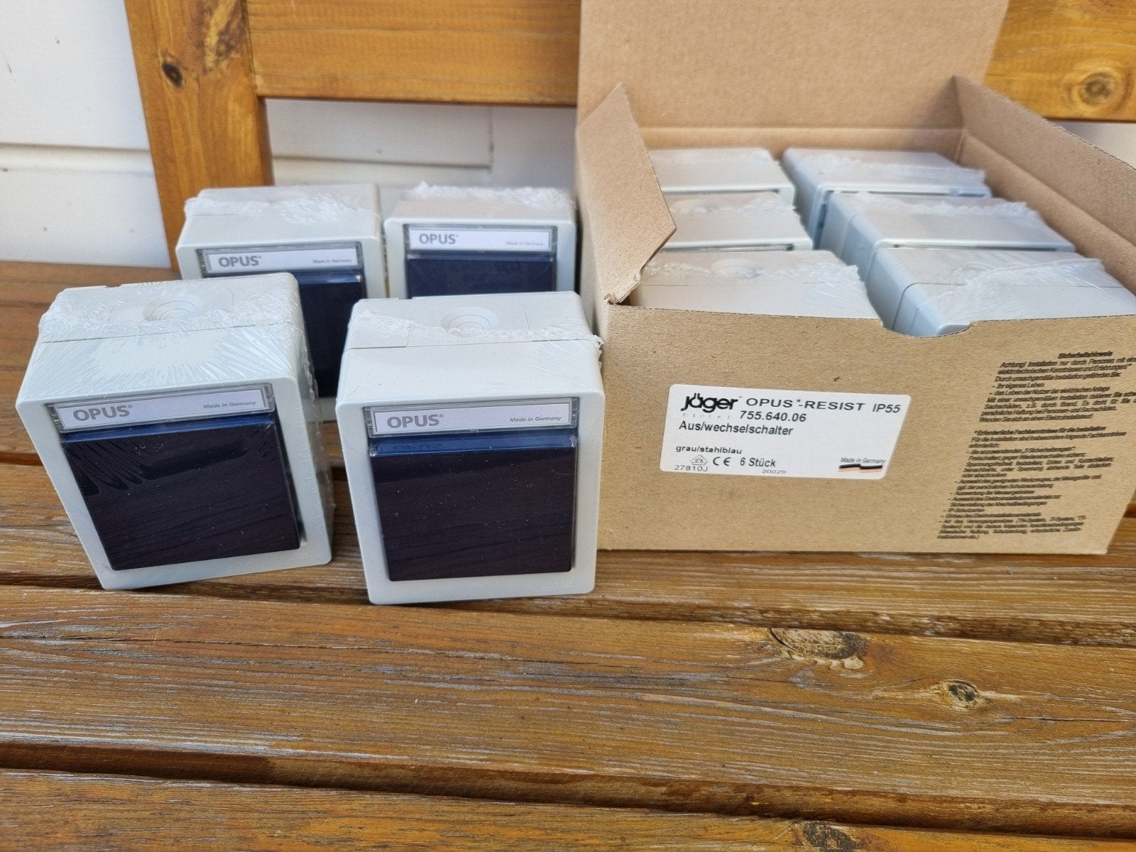10x Schakelaar opbouw/ pulsschakelaar IP55 nieuw, Ophalen of Verzenden, Nieuw