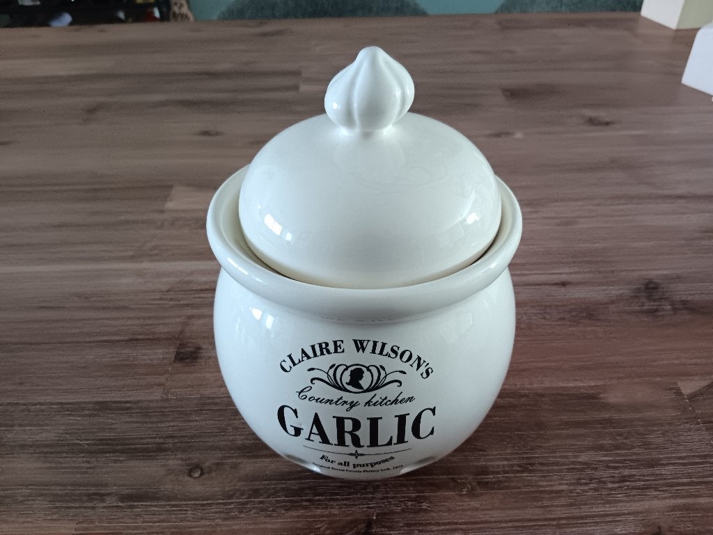 Claire Wilson's, Keramiek, Overige typen, Ophalen of Verzenden, Zo goed als nieuw