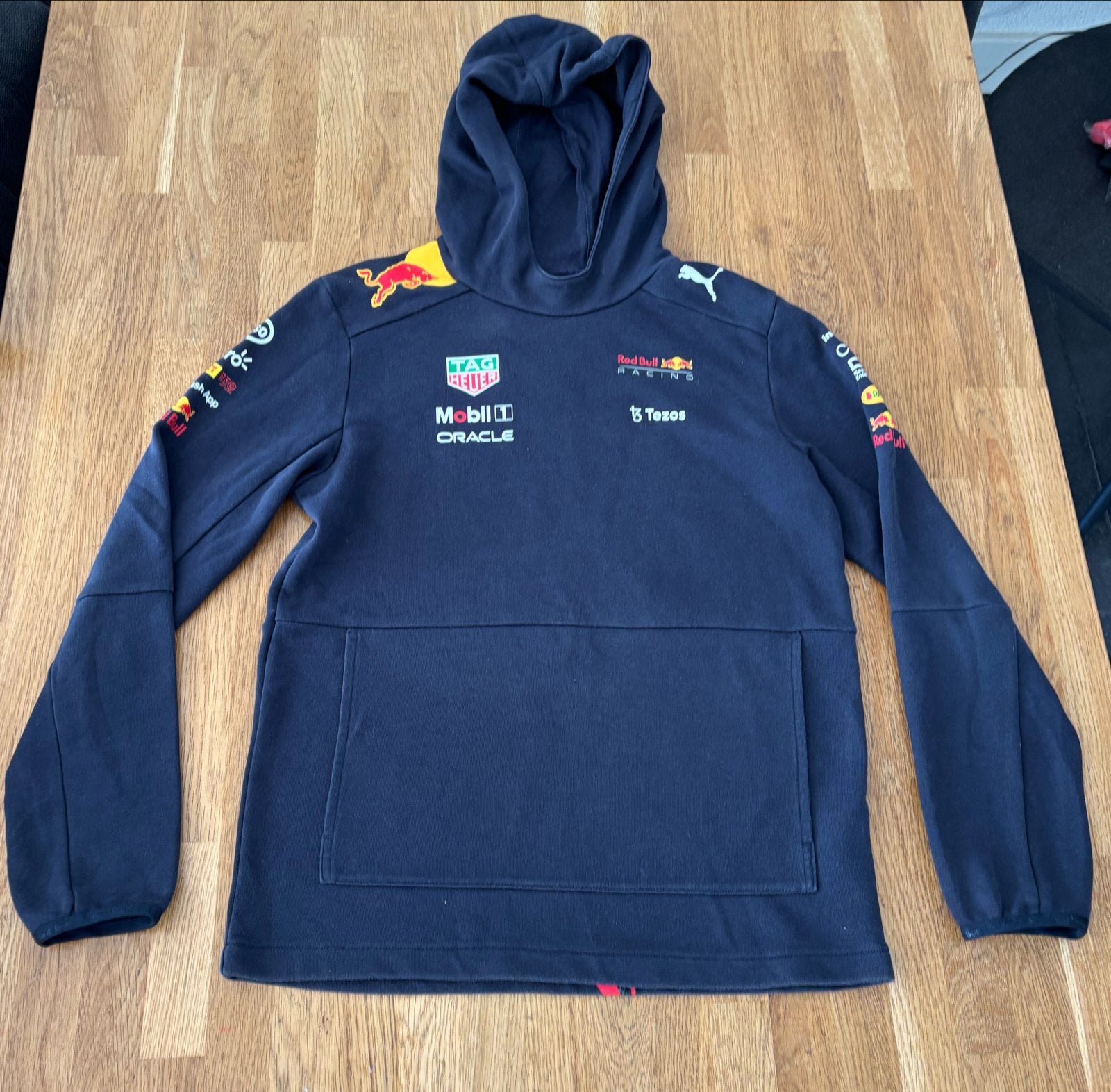 Puma Red Bull Racing Hoodie Maat 164, Ophalen of Verzenden, Zo goed als nieuw, Jongen, Trui of Vest