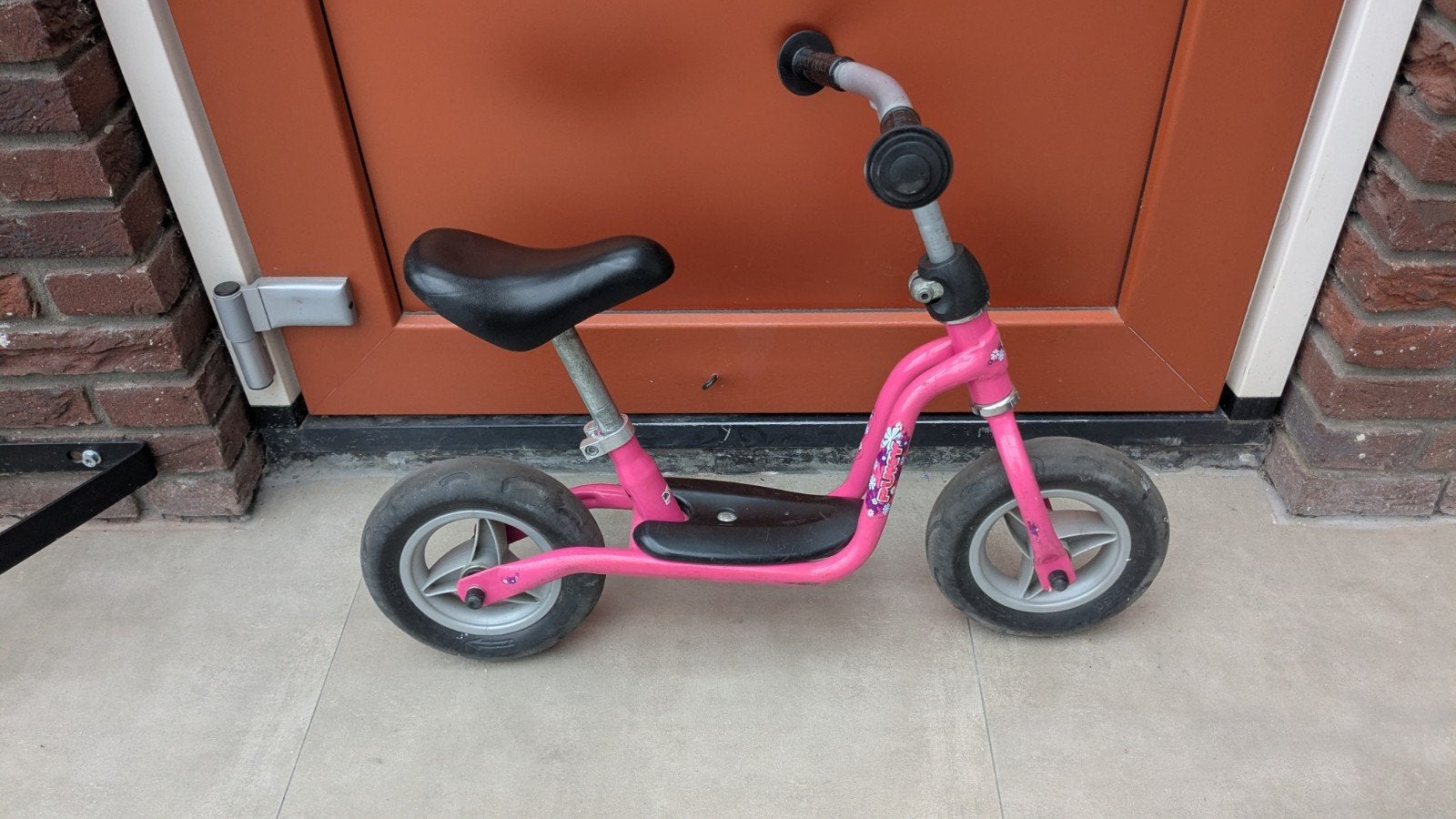 Roze Puky loopfiets, ideaal voor jonge kinderen, Ophalen, Gebruikt, Minder dan 16 inch, Puky