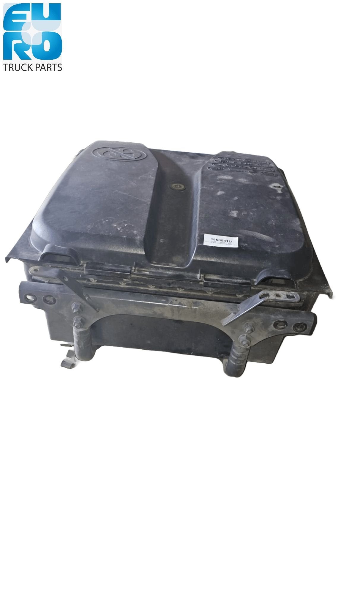 DAF XF 106 BATTERY BOX + COVER BETWEEN THE CHASSIS USED, Gebruikt, -, -, Accu's en Toebehoren