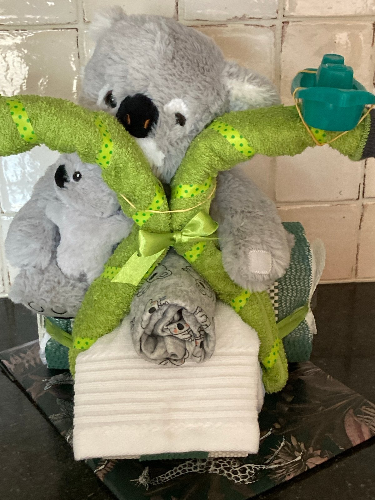Kraamcadeau Koala Knuffel met Babyartikelen, Ophalen of Verzenden, Nieuw, Kraamcadeau