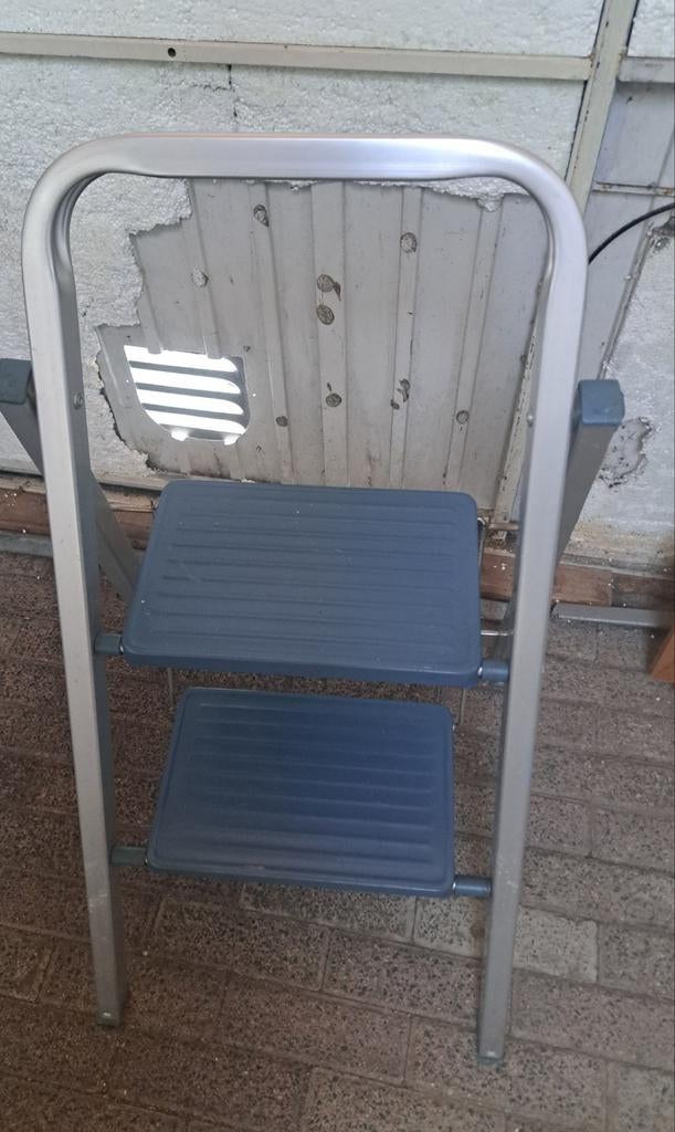 Huishoudtrap keukentrap van Altrex Giant G402, Ophalen, Zo goed als nieuw, Trap, Minder dan 2 meter