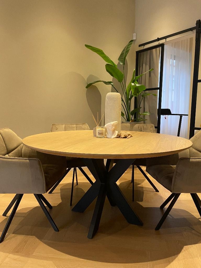 Luxe ronde eikenhouten eettafel (Ø140 cm) | Table du Sud, Ophalen, Ronde eikenhouten eettafel, Zo goed als nieuw, Vijf personen of meer