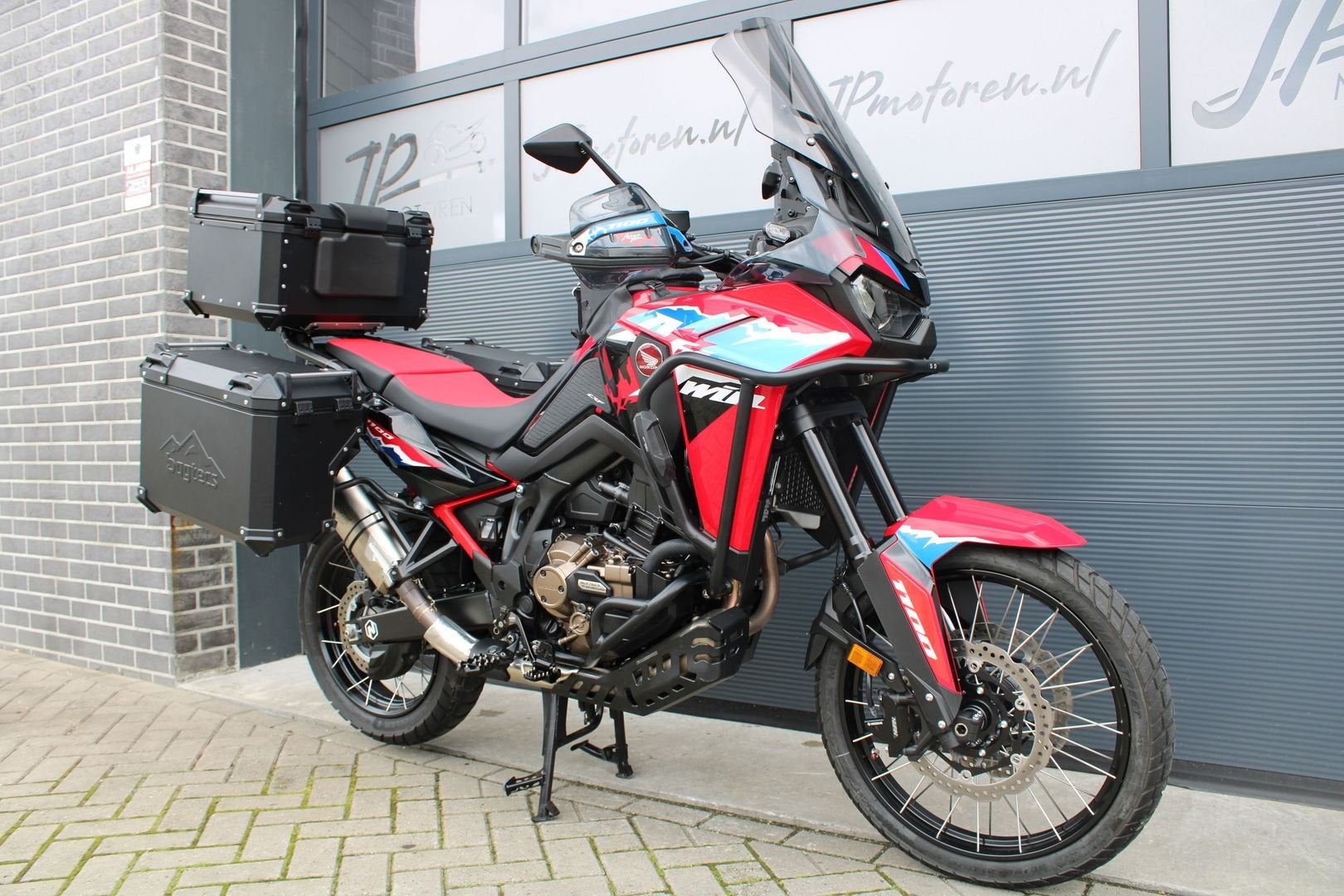 Honda CRF 1100 Africa twin DCT (2025) *Vele accessoires*, 2 cilinders, HONDA, Motorrijbewijs A, Bedrijf
