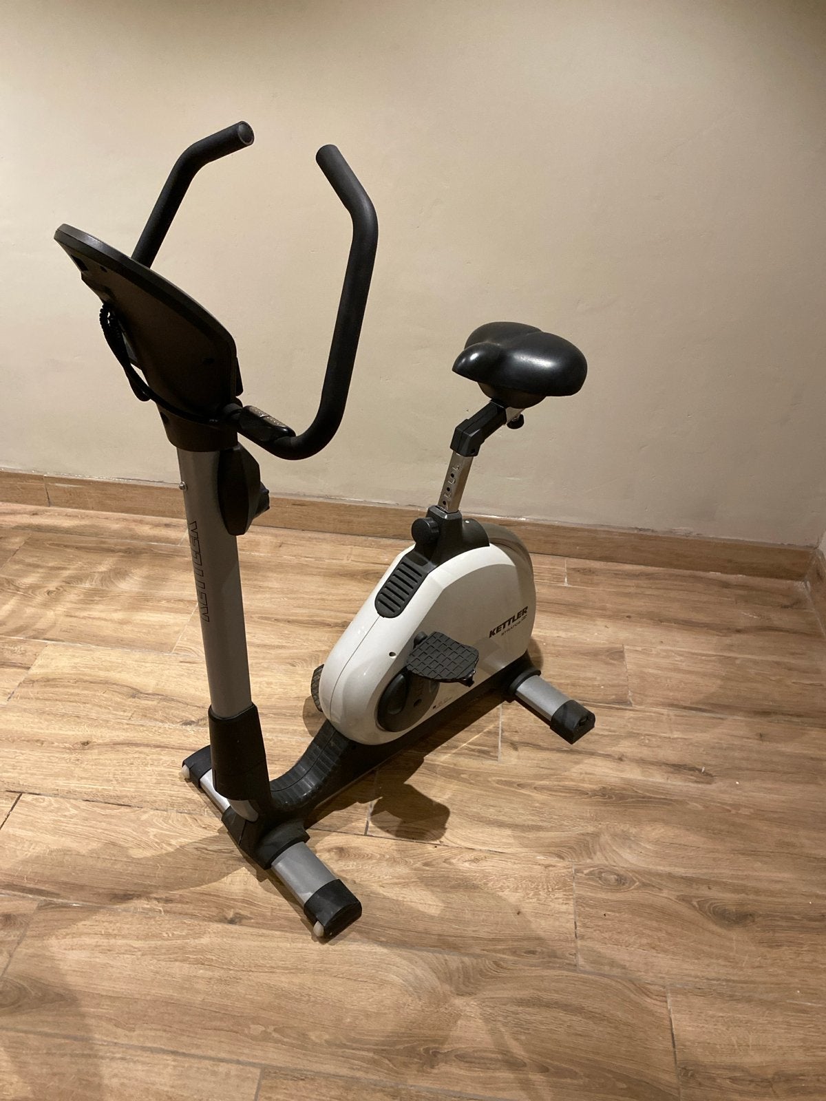 Kettler Stratos Hometrainer - Zo goed als nieuw, Ophalen, Zo goed als nieuw, Metaal, Benen